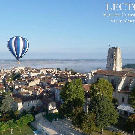 Gite Des Remparts A Lectoure Exterior photo